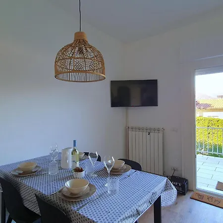 Holiday home In With Private Garden Germignaga